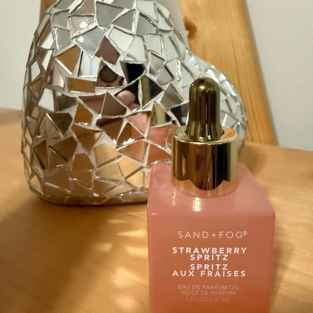 Sand + Fog Strawberry Spritz Oil Dropper